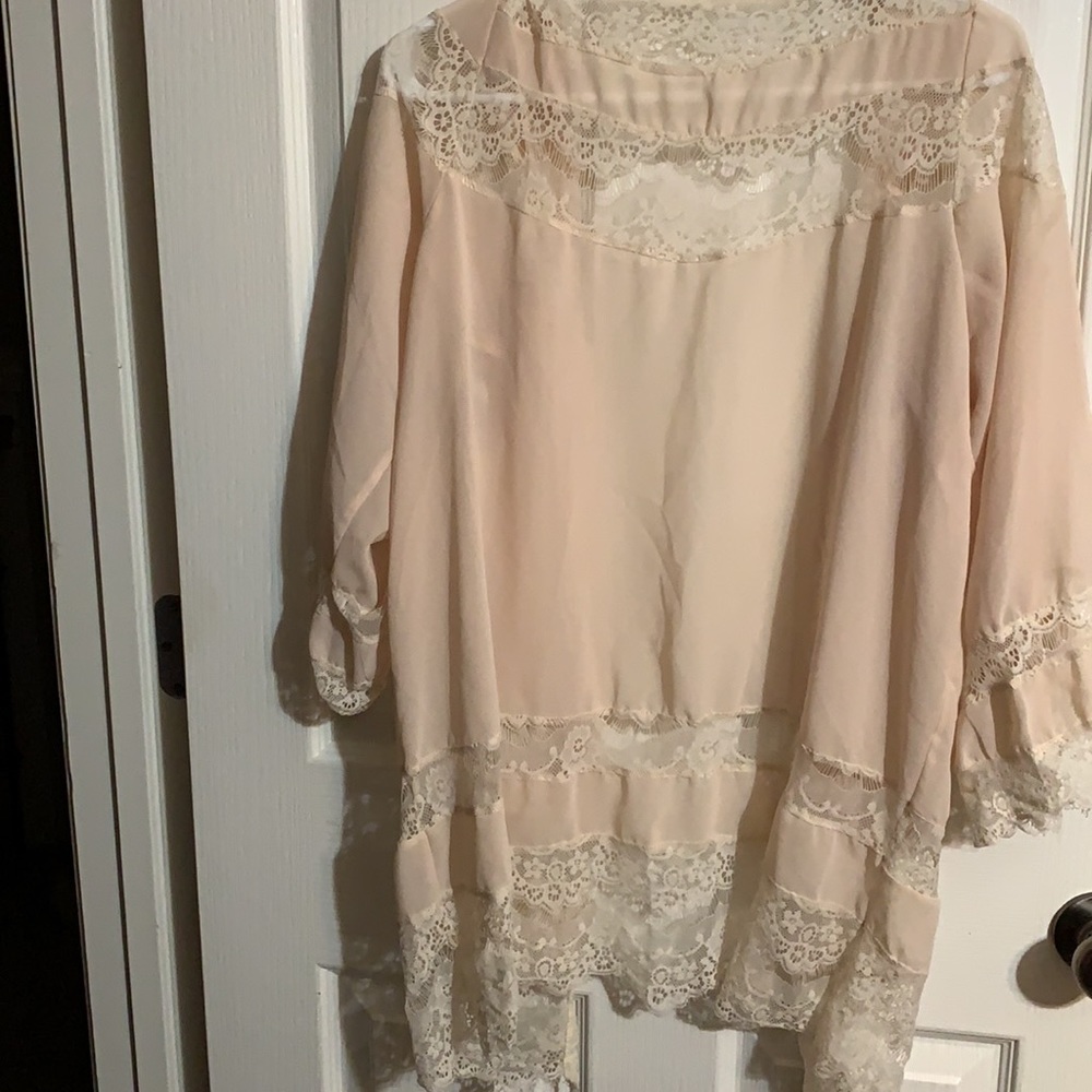 Cream W/White Lace Robe - Picture 4 of 4